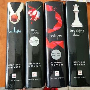 The Twilight Saga Hardcover Special Edition Collection